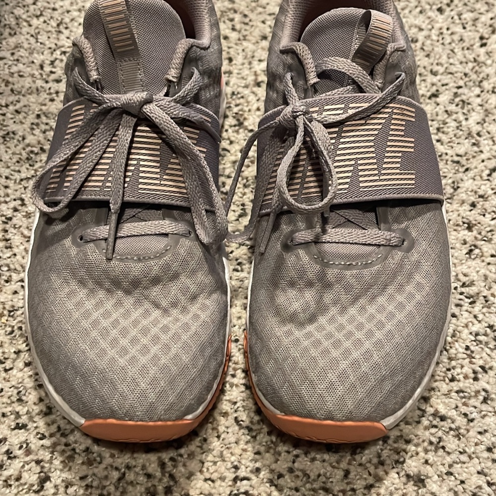 Nike Women's Gray and Orange Athletic Shoes